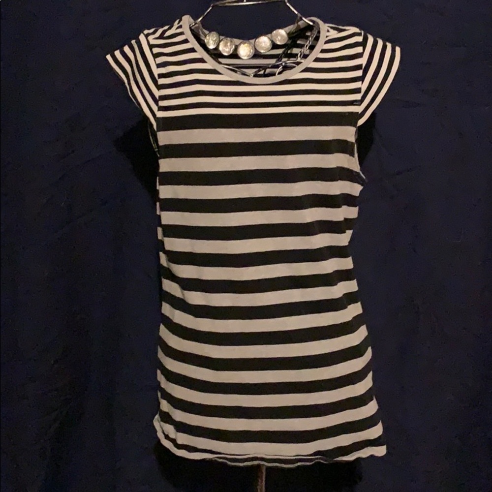 Tight-fit striped top